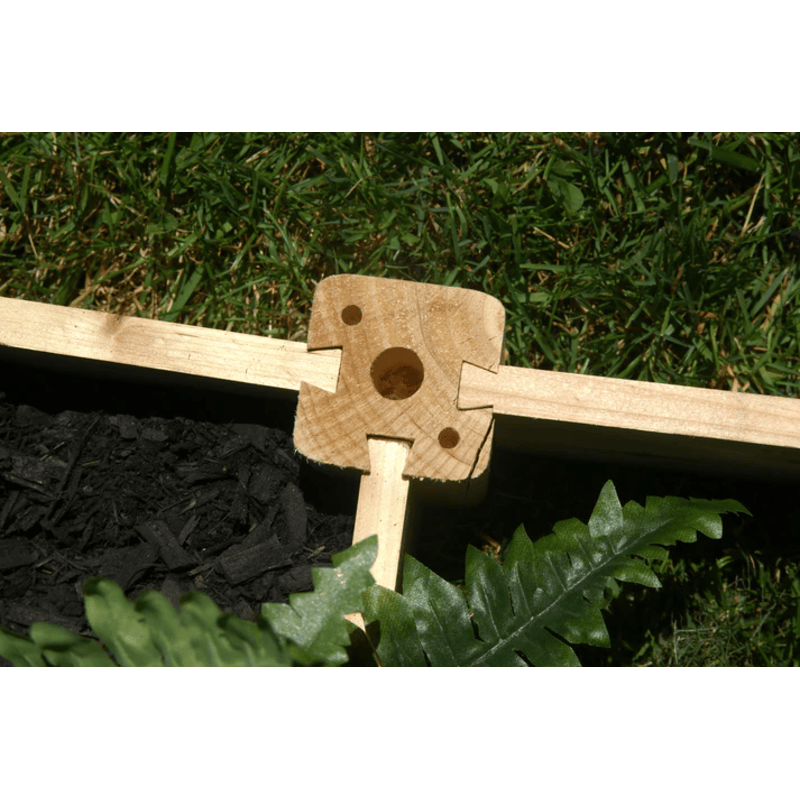 center connector view of the EDEN quick assembly raised garden bed